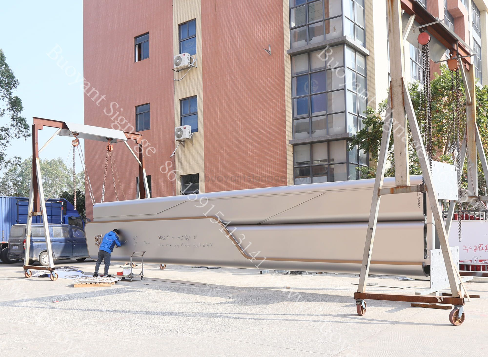 large-custom-pylon-sign-manufacturing - 副本.jpg