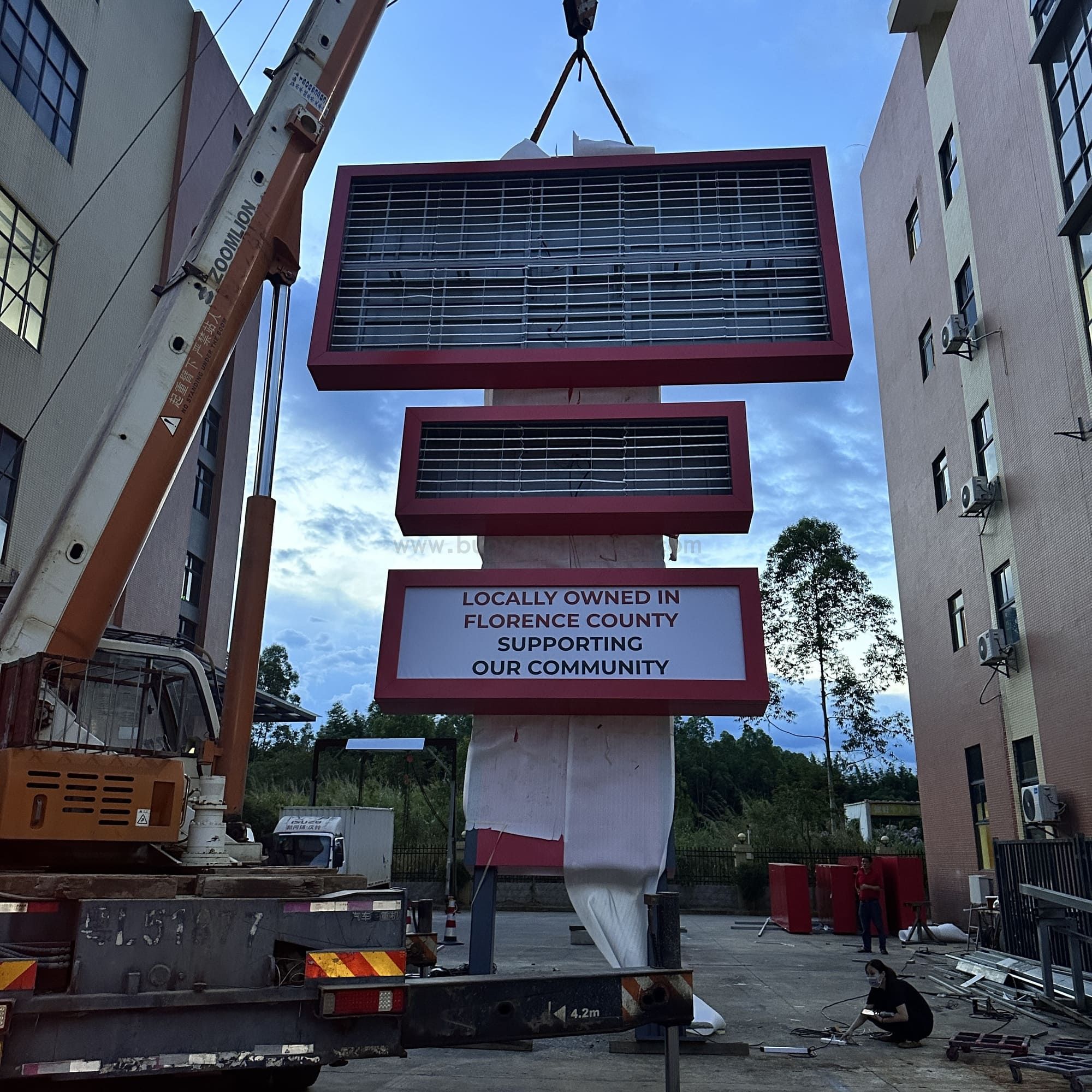 Large Pylon Sign Project Completed for U.S. Client | Custom Outdoor Advertising Signs