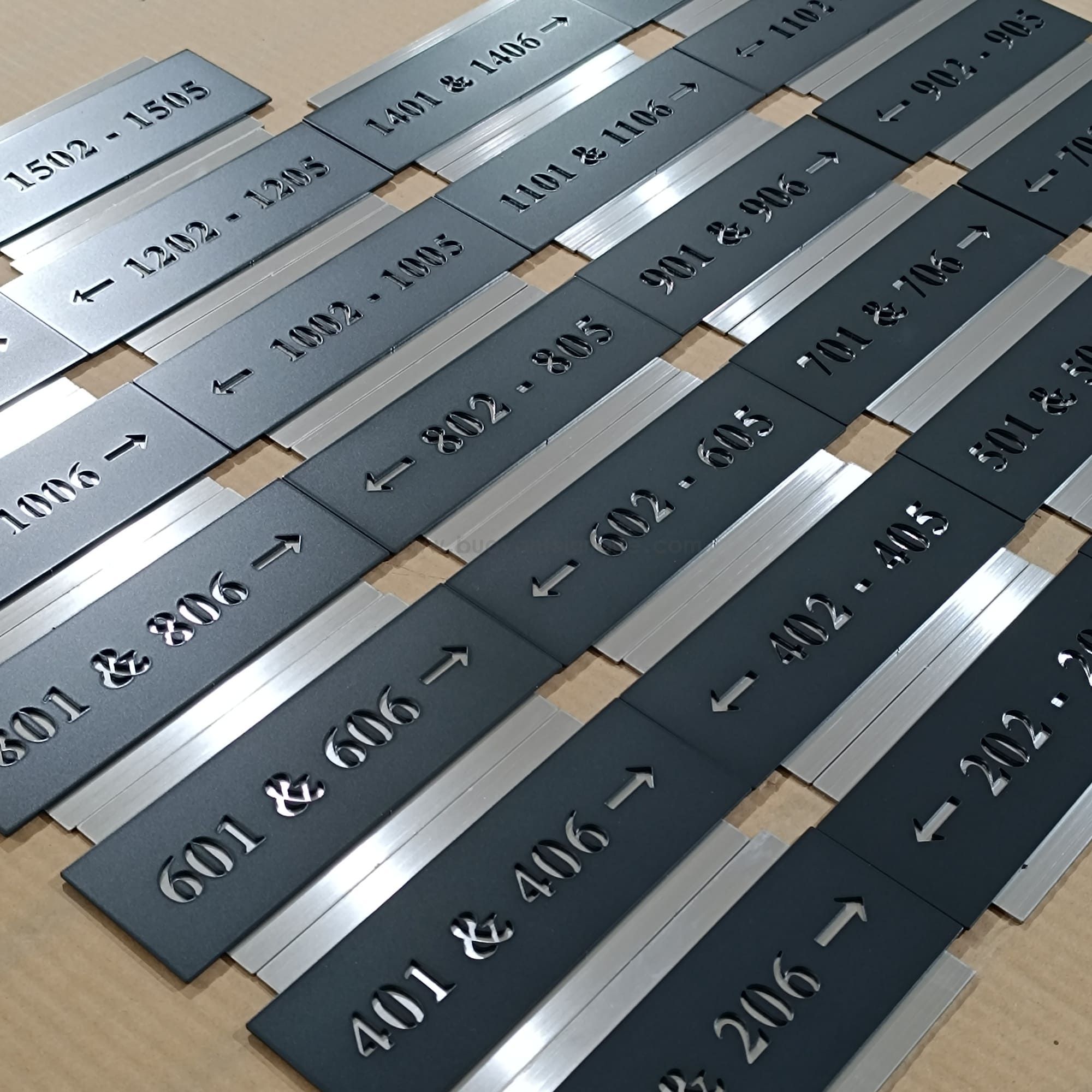 Factory Completed Bulk Production of 1000 Sets Stainless Steel Hotel Room Number Signs